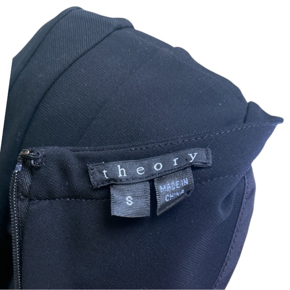 Theory Crepe Tunic Top with Hidden Zipper Sleeves | S - Picture 11 of 13